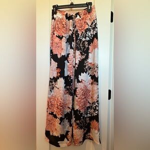 JM Collection wide leg cinch waist pants with coral black white floral print